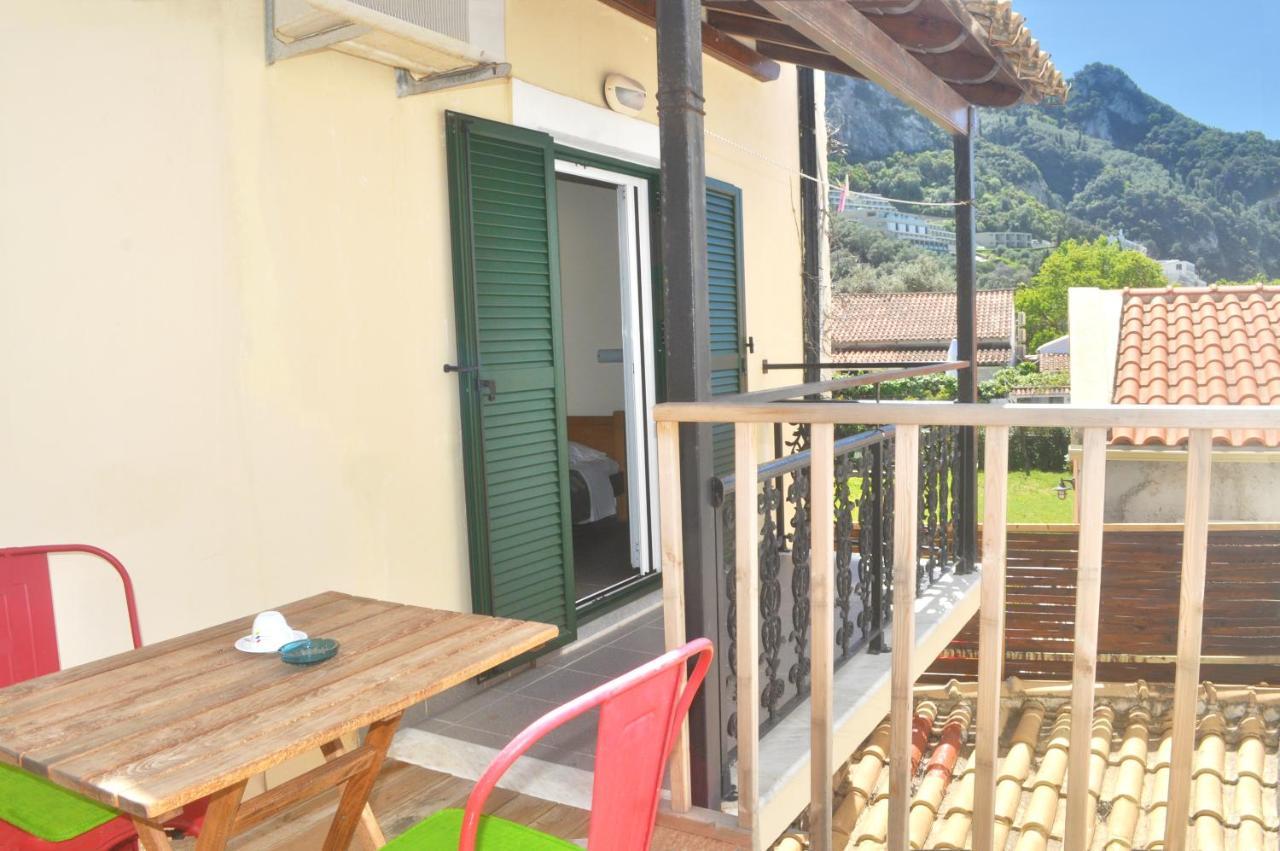 Holiday Studio Apartments Yannis On Agios Gordios Beach In Corfu Exterior foto