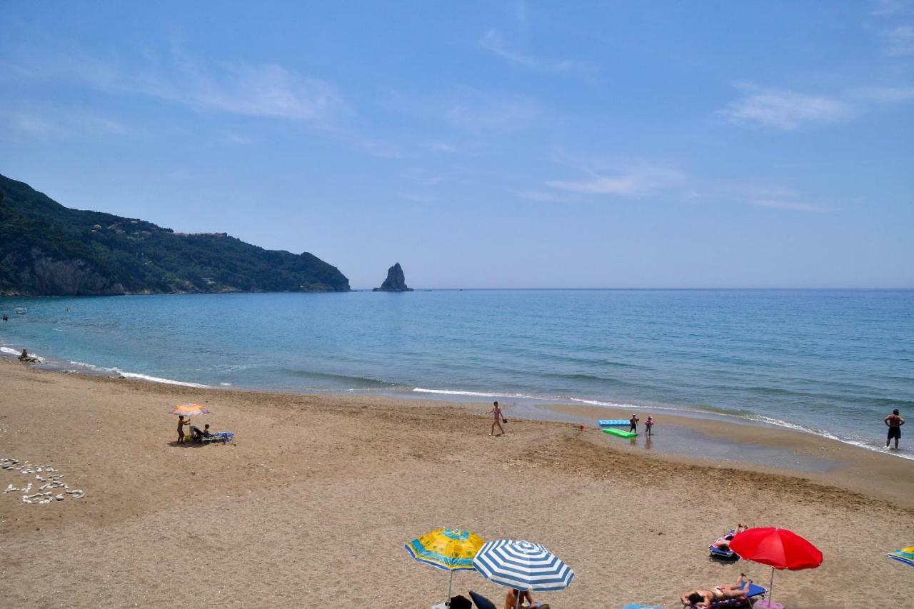 Holiday Studio Apartments Yannis On Agios Gordios Beach In Corfu Exterior foto